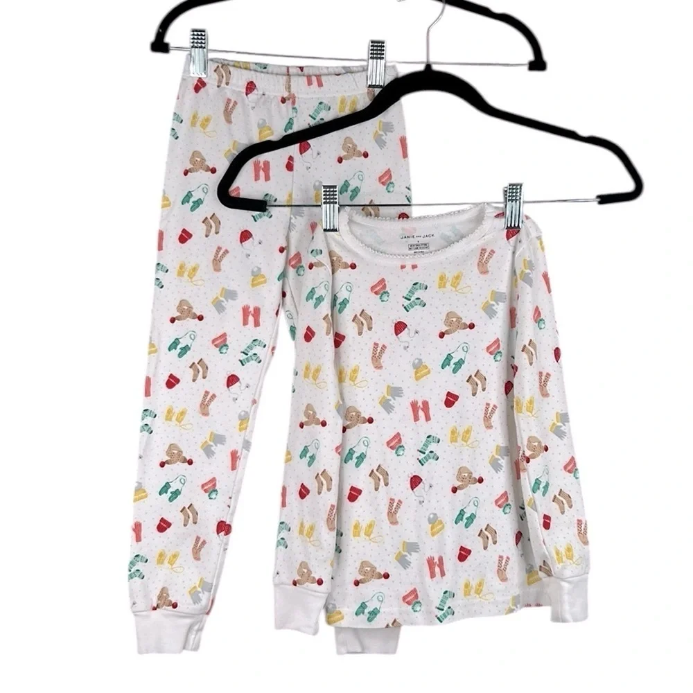 Janie and‎ Jack Girl's 2 pc. Super Soft Comfy Winter Print Pajama Set Size Small
